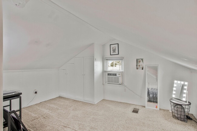 Building Photo - 3816 Chesapeake Beach Rd