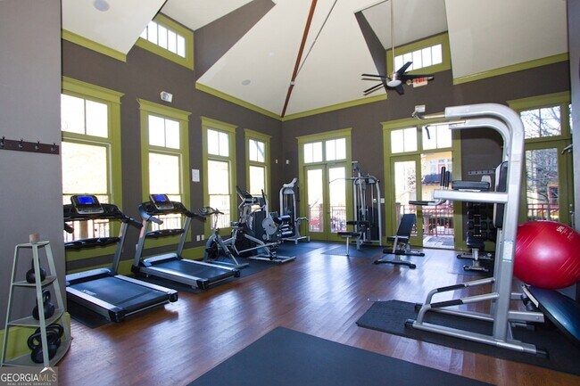 Building Photo - 1195 Milton Terrace SE