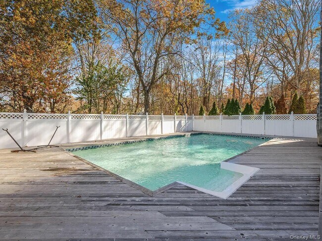 Building Photo - 34 Starboard Rd