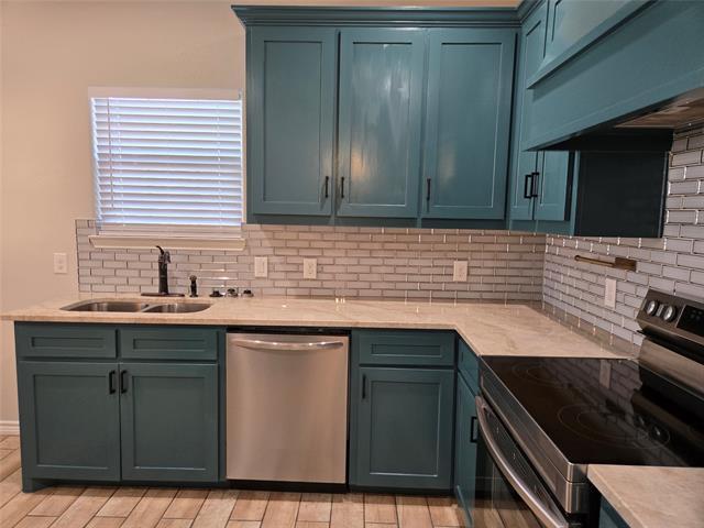 Building Photo - 3704 Canyon Rd