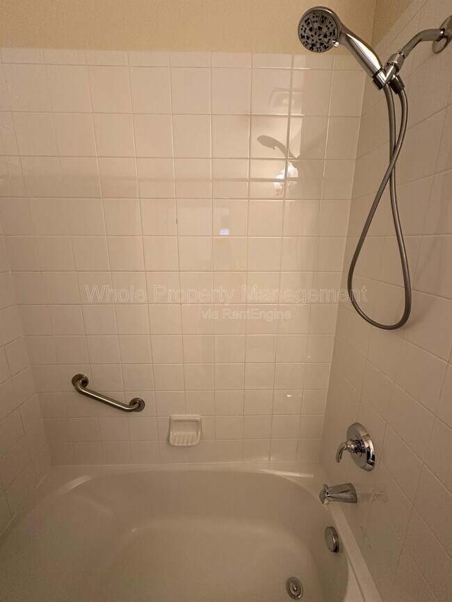 Building Photo - 12555 Monroe Dr