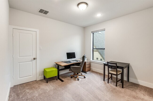 Building Photo - 3712 Connie Ln