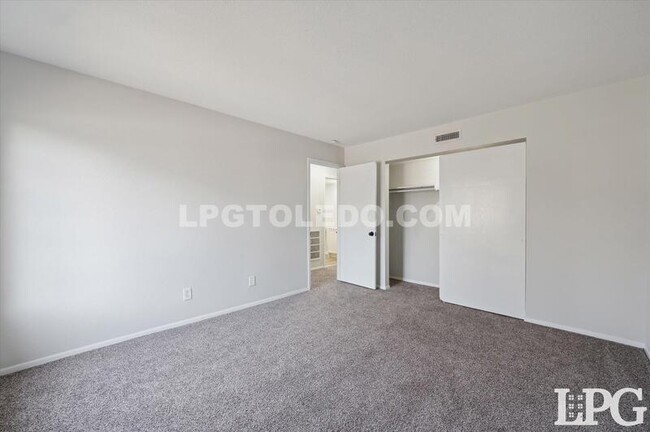 Building Photo - 1665 Brownstone Blvd