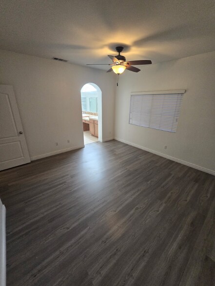 Building Photo - 12662 Fair Glen Ln