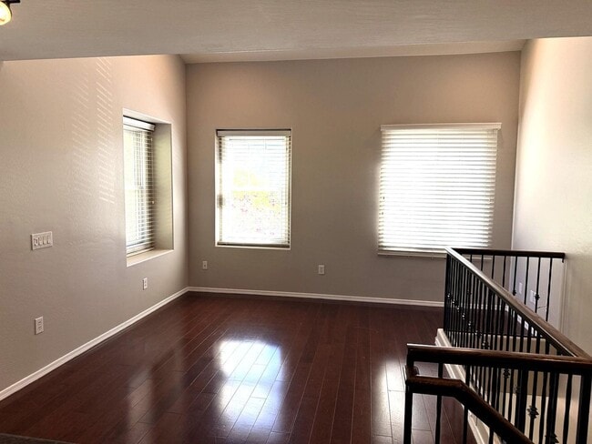 Building Photo - 4078 E Windsor Dr