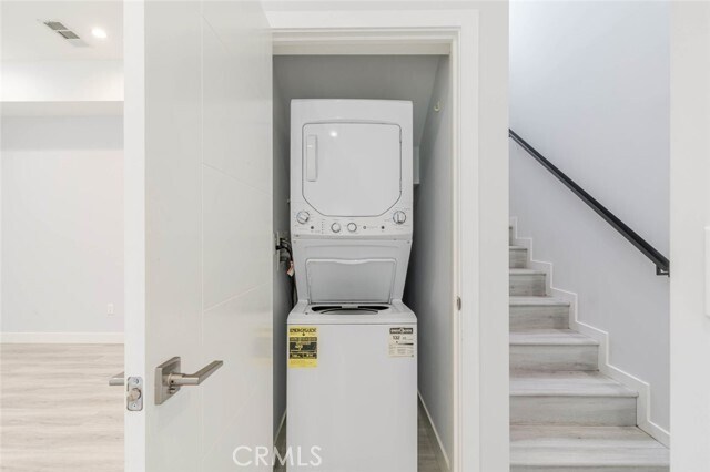 Building Photo - 9035 Rathburn Ave