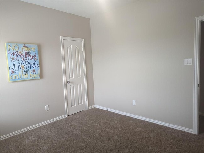 Building Photo - 10718 Wall Fern Way