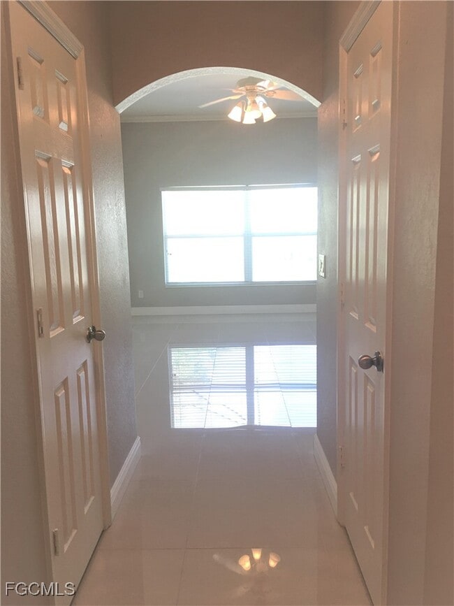 Building Photo - 9019 Gladiolus Preserve Cir