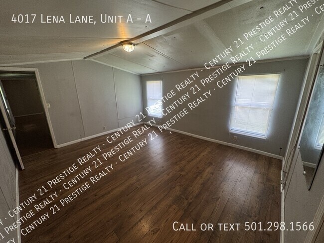 Building Photo - 4017 Lena Ln