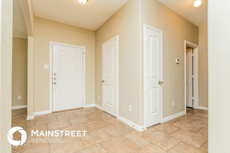 Building Photo - 7664 Hollow Point Dr