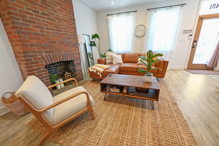 Building Photo - 3451 Denny St