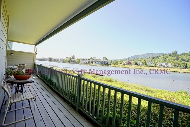 Building Photo - 2 Bedroom Condo with Waterfront Mt Tam Views