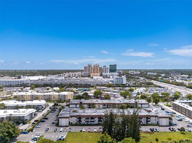 Building Photo - 7477 SW 82nd St