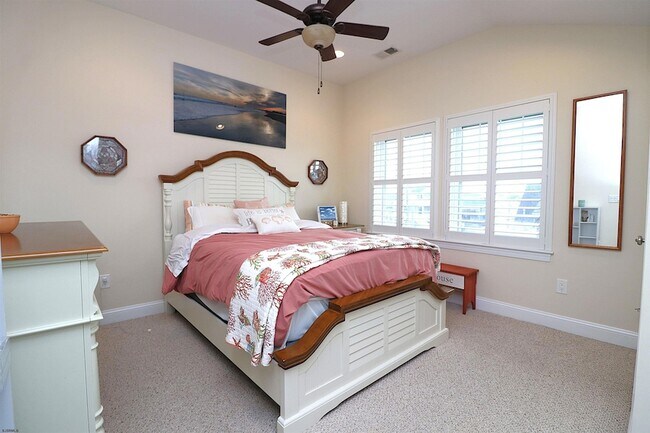 Building Photo - 9505 Monmouth Ave