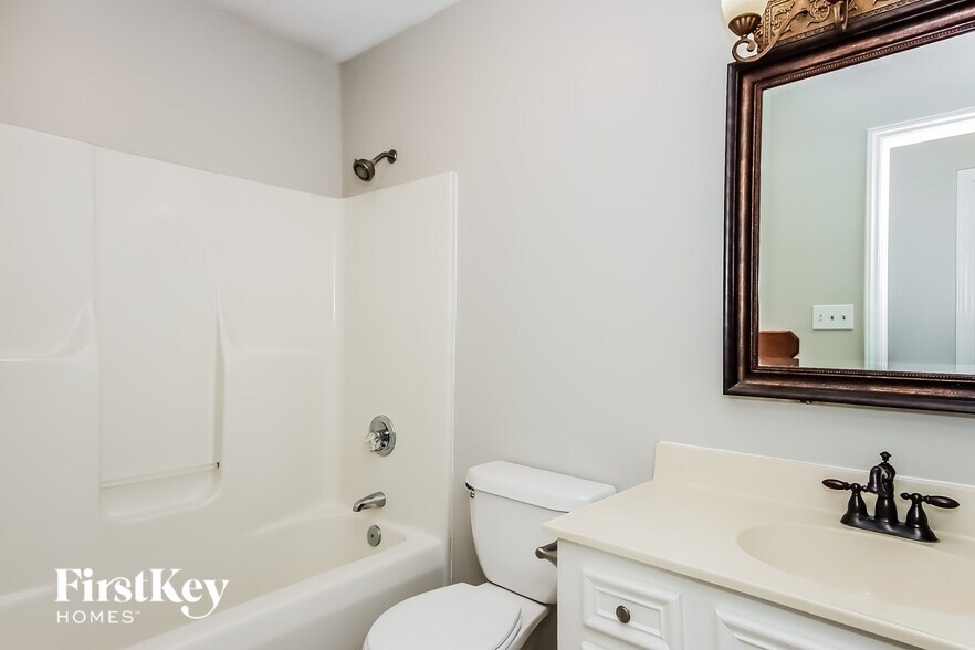 Building Photo - 6917 Forest Manor Dr