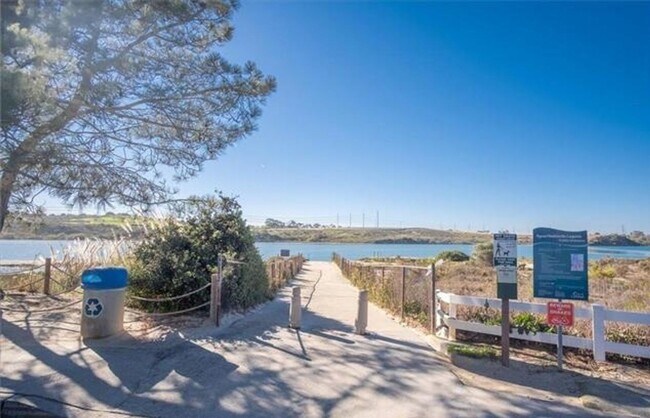 Building Photo - Refined Coastal Living in One of Carlsbad’s Most Exclusive Communities