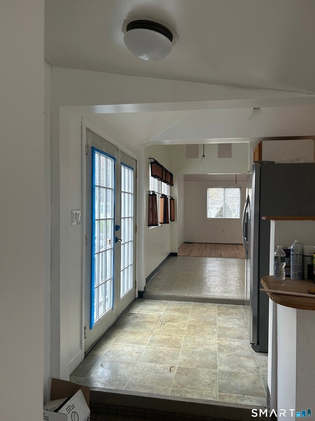 Building Photo - 26 Sunnydale Rd