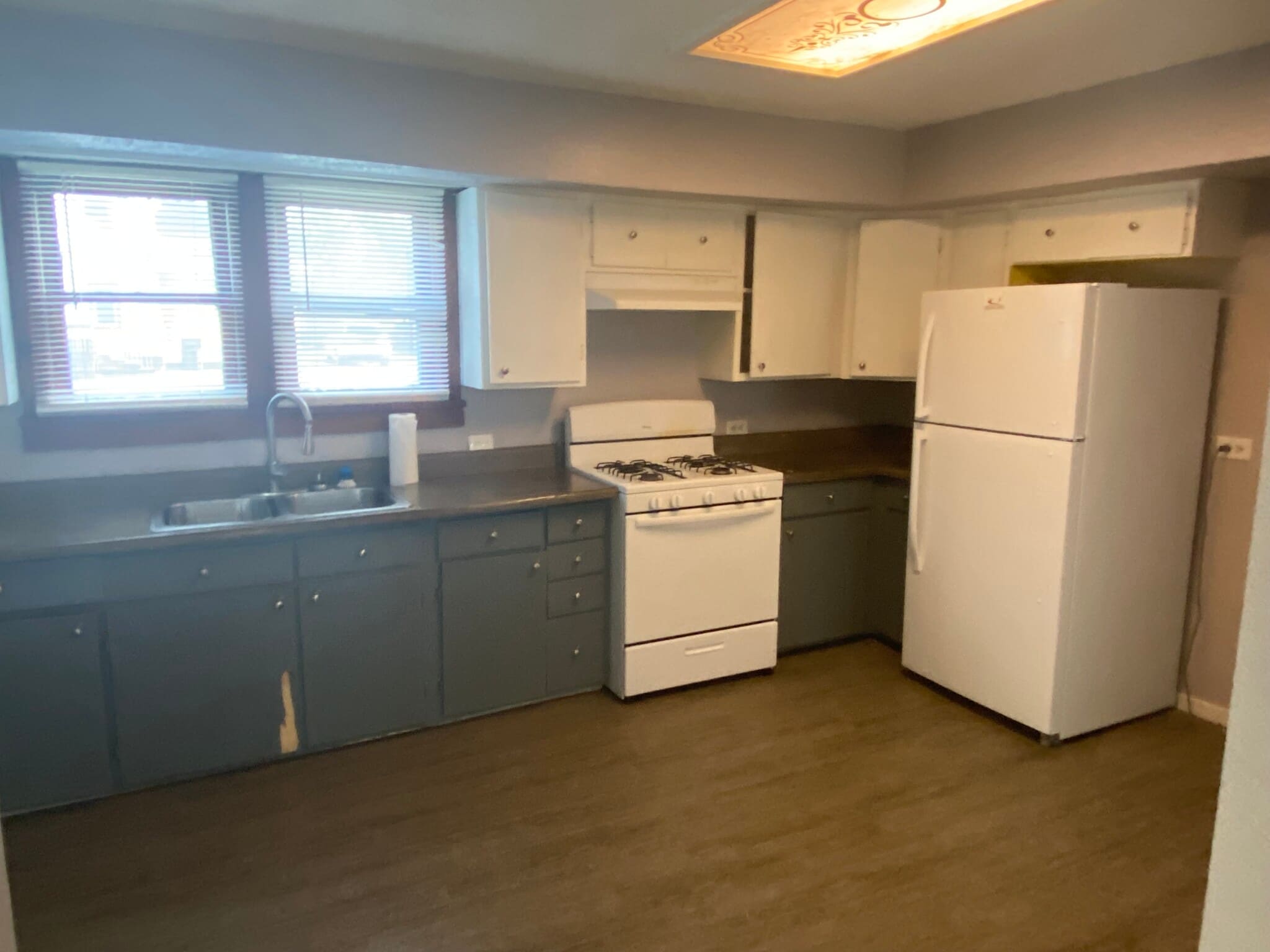 Kitchen - 605 N Market St