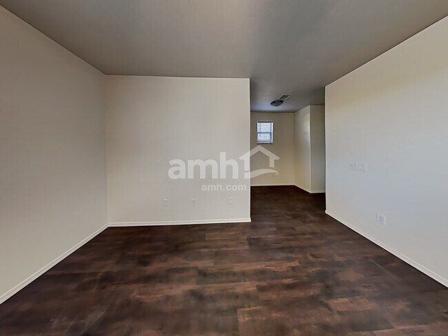 Building Photo - 14376 N Bannerstone Ct
