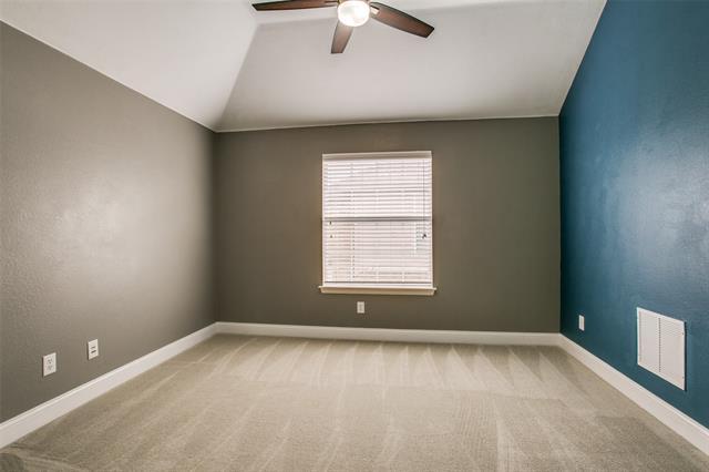 Building Photo - 8740 Dayton Dr