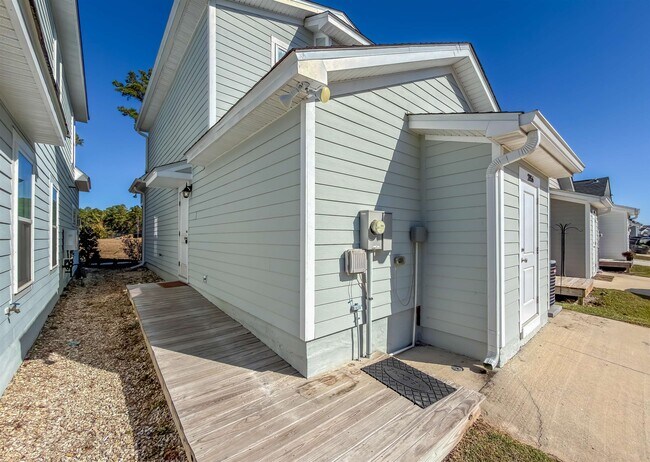 Building Photo - 2856 Blue Blossom Trail