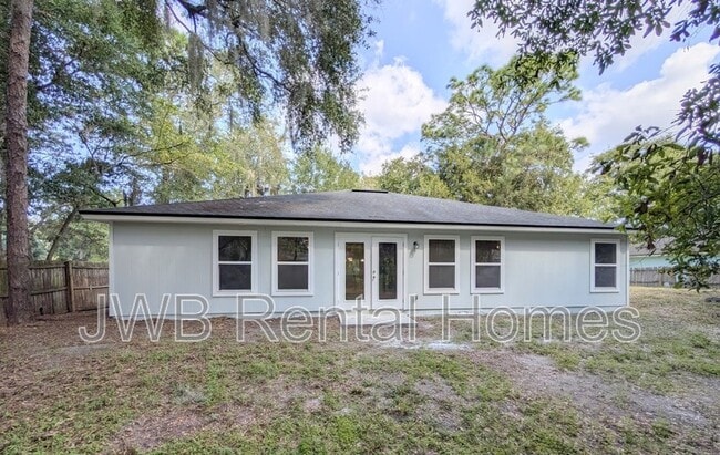 Building Photo - 10638 Akers Dr S