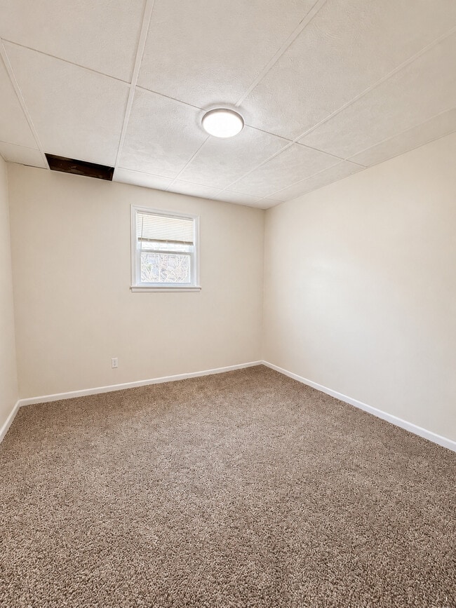 Building Photo - 2057 Granite St