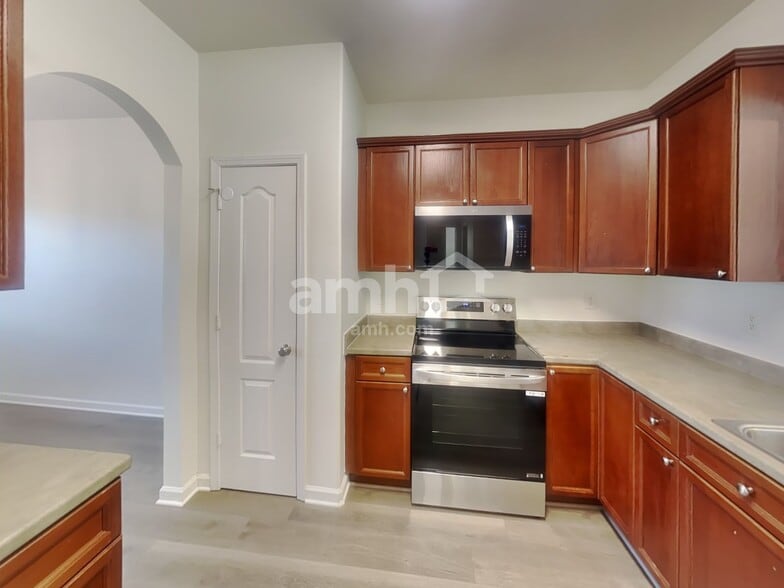 Building Photo - 2186 Gold Valley Dr