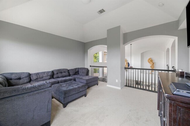 Building Photo - 16200 Spillman Ranch Loop
