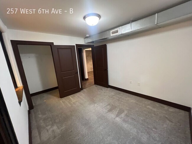 Building Photo - 257 W 6th Ave