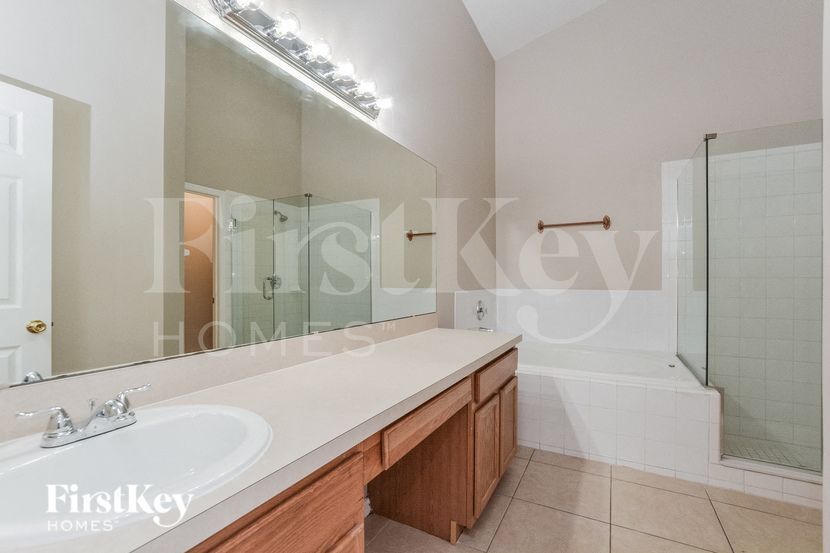 Building Photo - 5216 Sunset Canyon Dr