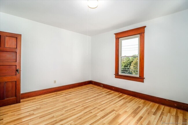 Building Photo - 130 Wellsville Ave