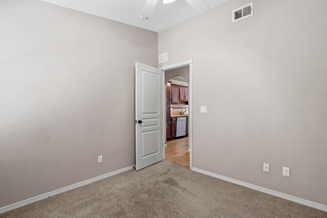 Building Photo - 7000 Long Meadow Dr