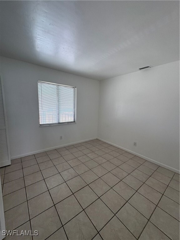 Building Photo - 4904 Vincennes Ct