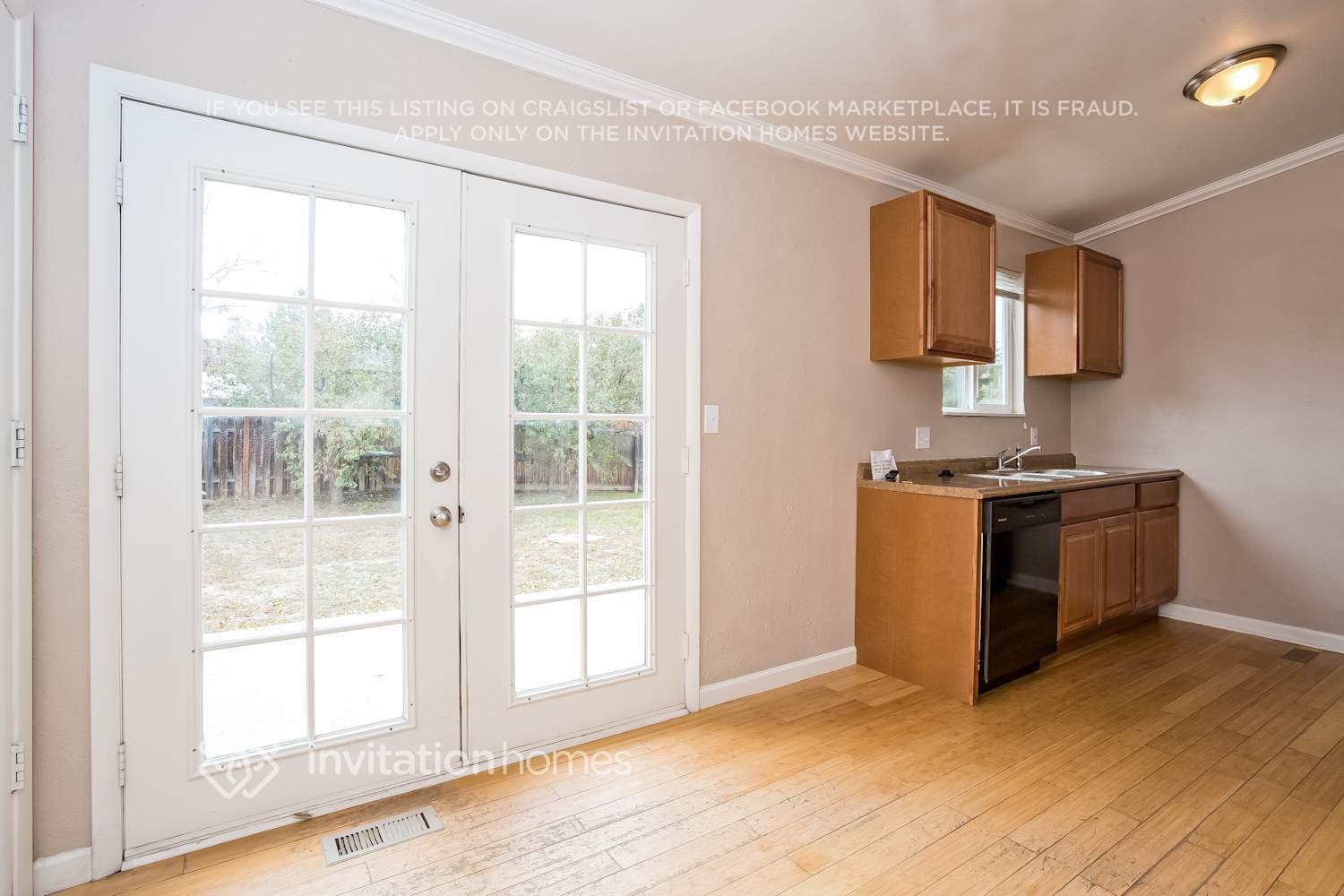 Building Photo - 4817 S Pitkin Way