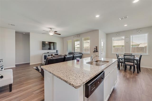 Building Photo - 4949 Parrington Dr