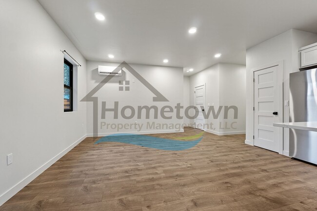 Building Photo - 2025 Home with 3 Bedrooms, 2 Bathrooms, and an Attached 2-Car Garage Available in Sandpoint!