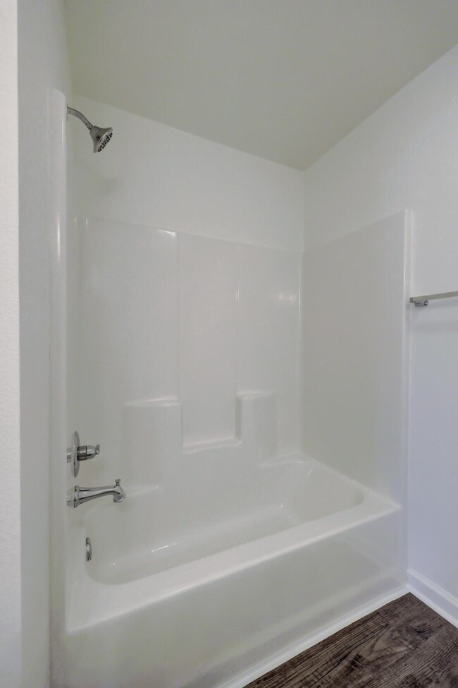 Building Photo - 723 Short Leaf Ln