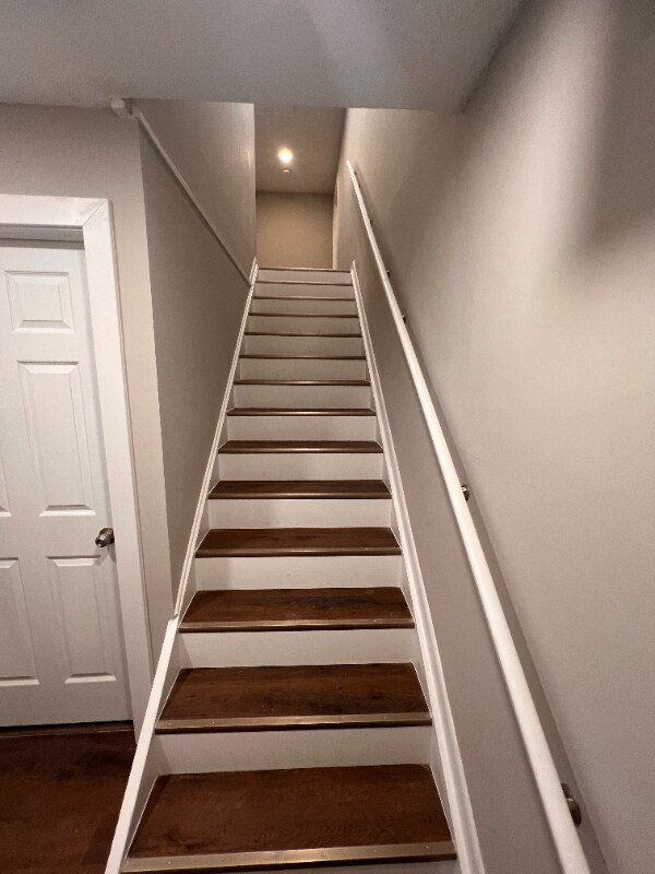 Building Photo - 110 Main St