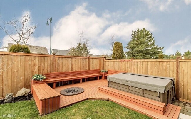 Building Photo - 4 br, 2.5 bath House - 27039 228th Place S...