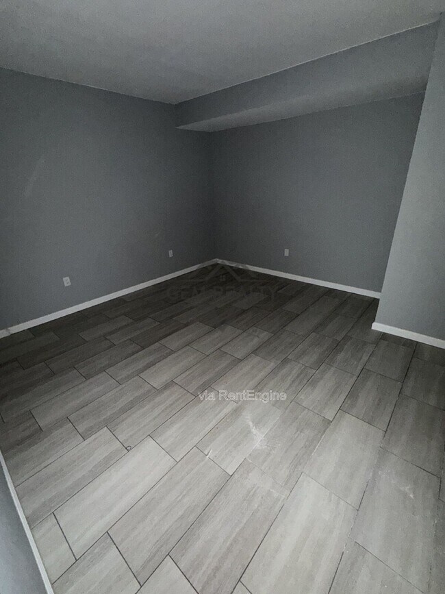 Building Photo - 3675 Expedition Dr