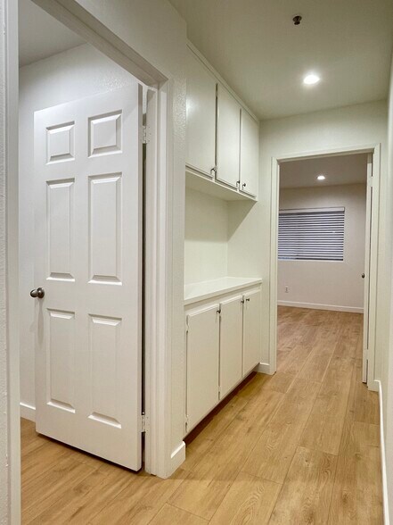 Building Photo - 15114 Sherman Way