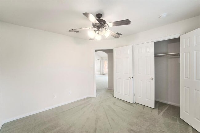 Building Photo - 9518 Denfield Ln