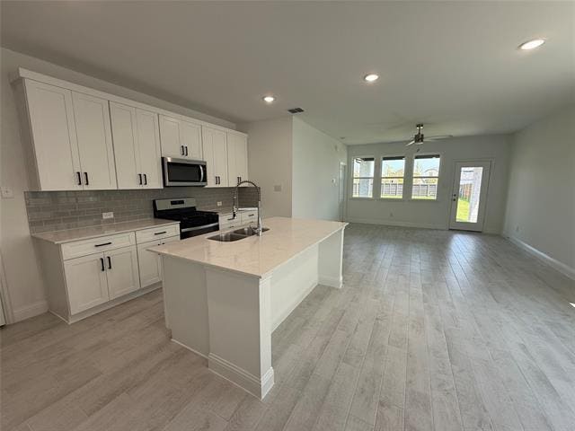 Building Photo - 2734 Island Palm Ct