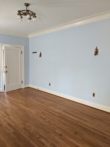 Entry door from Living Room - 221 NW 28th St