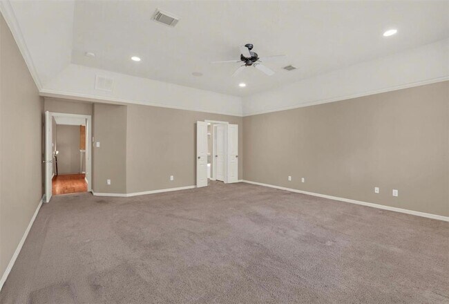Building Photo - 1524 Birdsall St