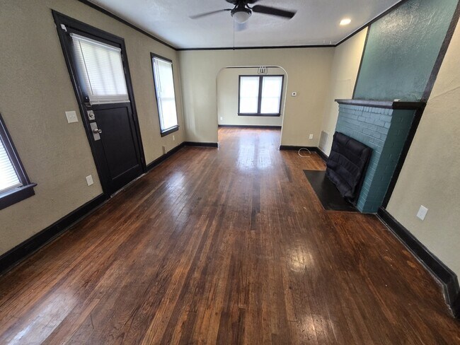 Building Photo - 41 Tallulah Ave