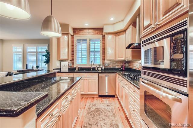 Building Photo - 365 Josephine St