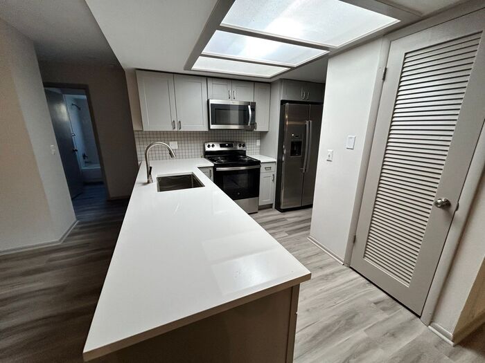 Building Photo - 12092 Aurora Ct