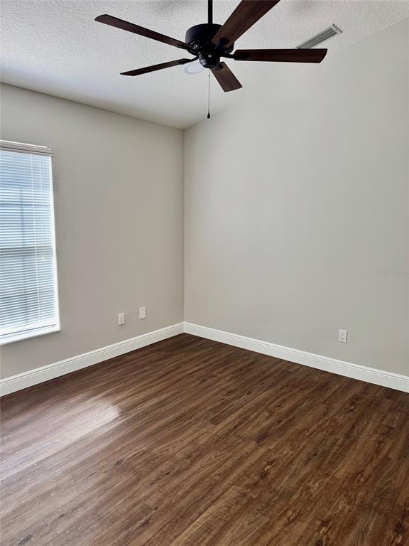 Building Photo - 1001 E Pebble Beach Cir